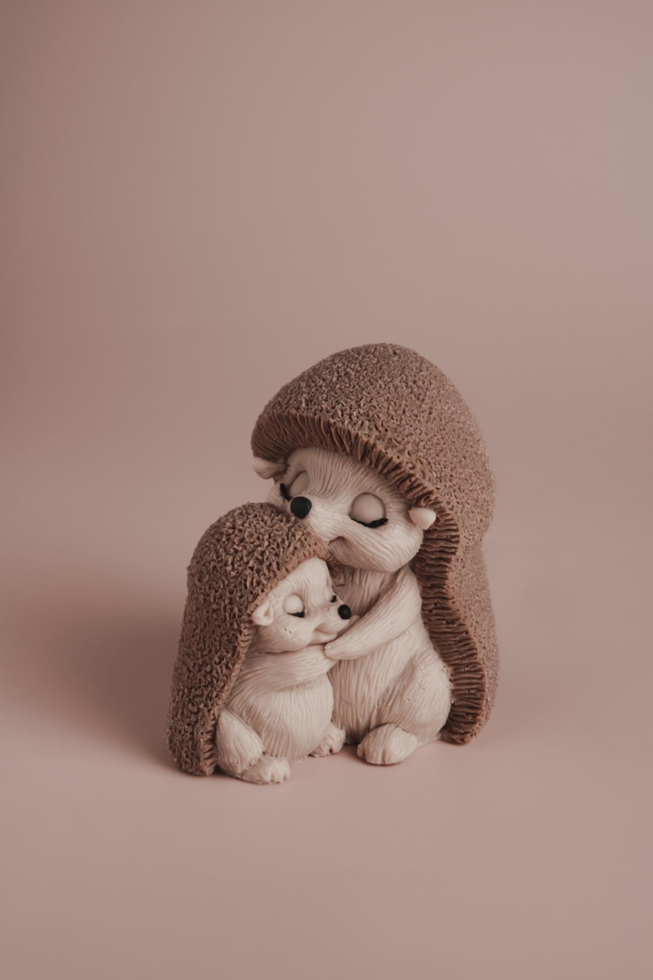 Ёжик Ёся с мамой