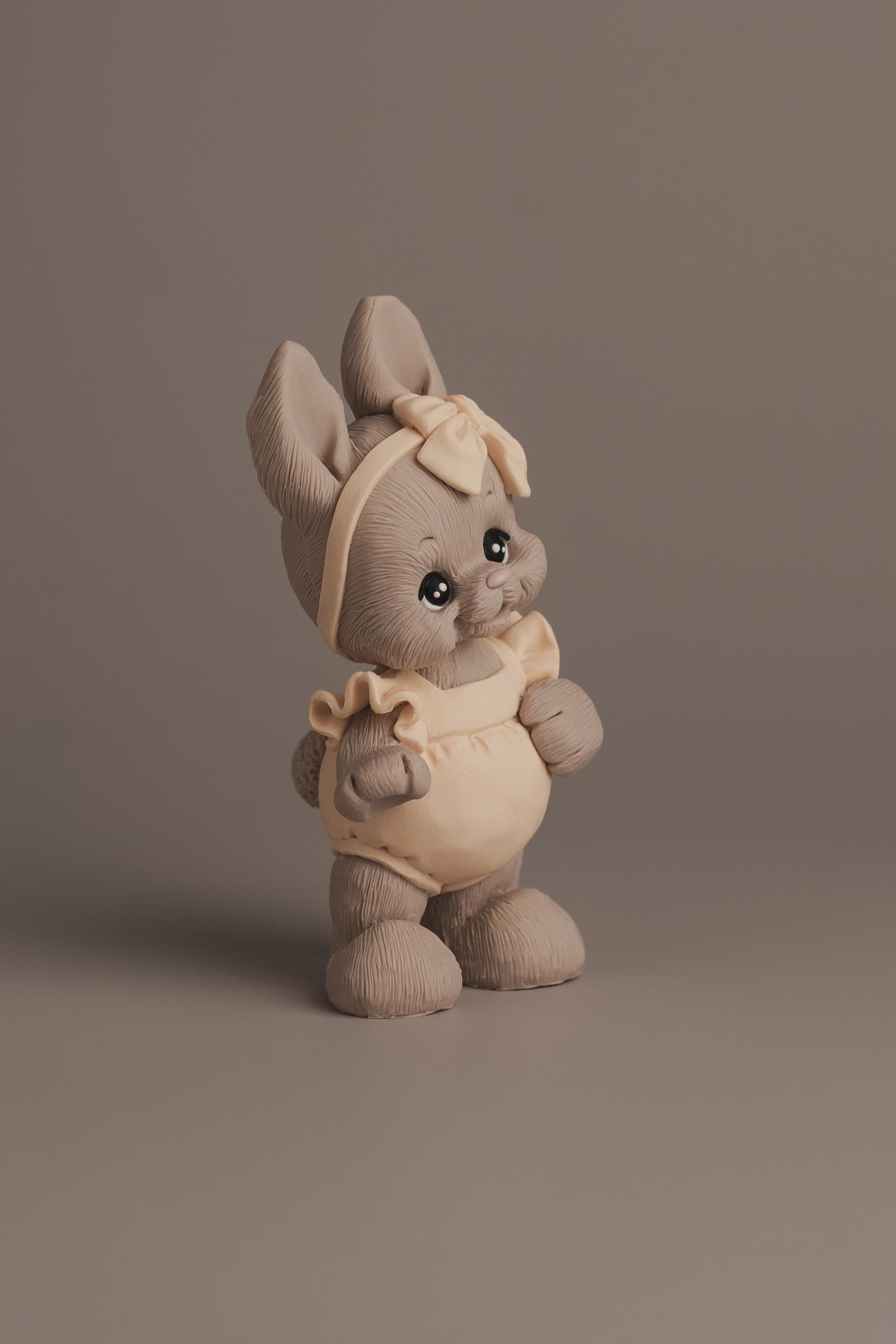 Зайка Эстелла | стоит