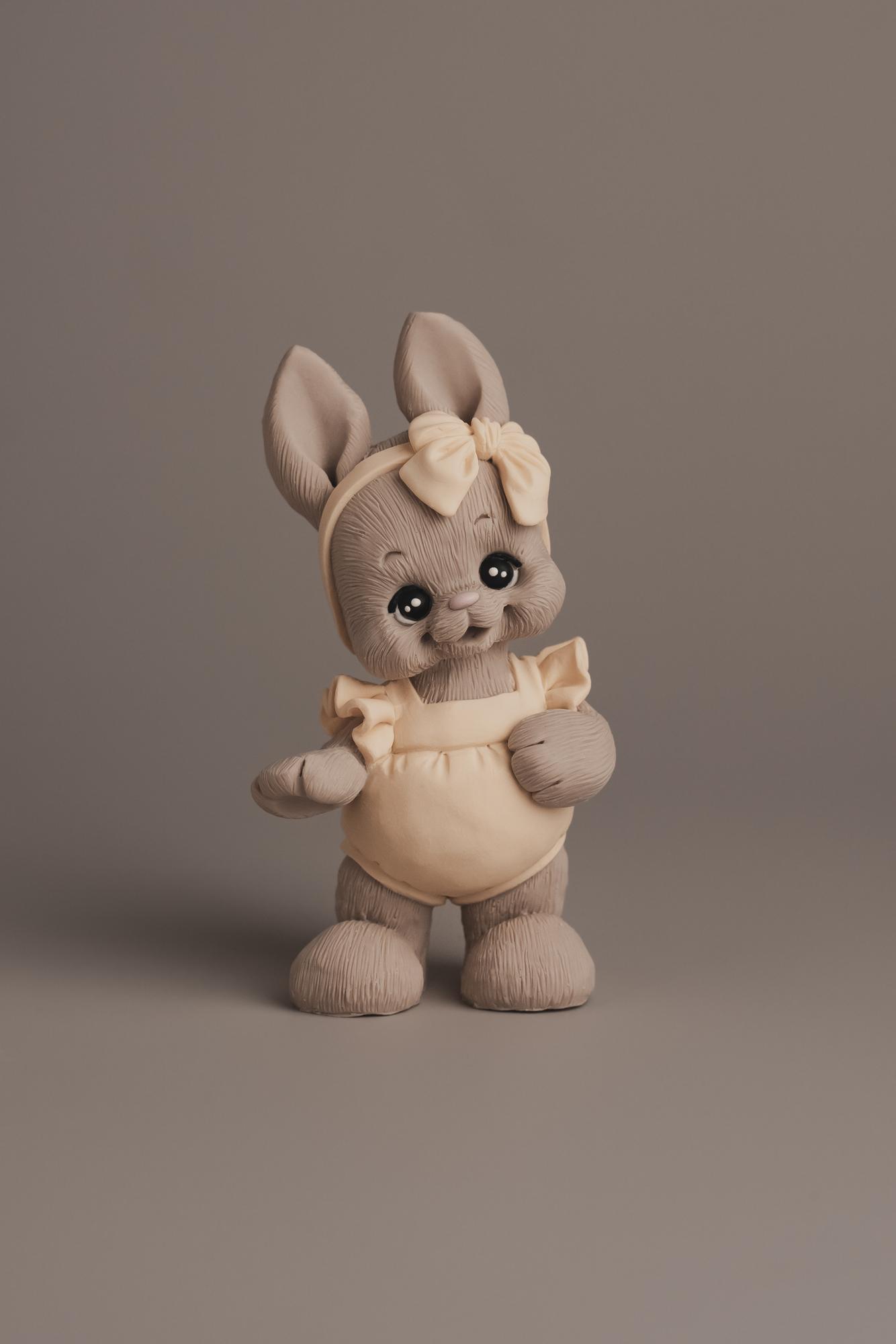 Зайка Эстелла | стоит