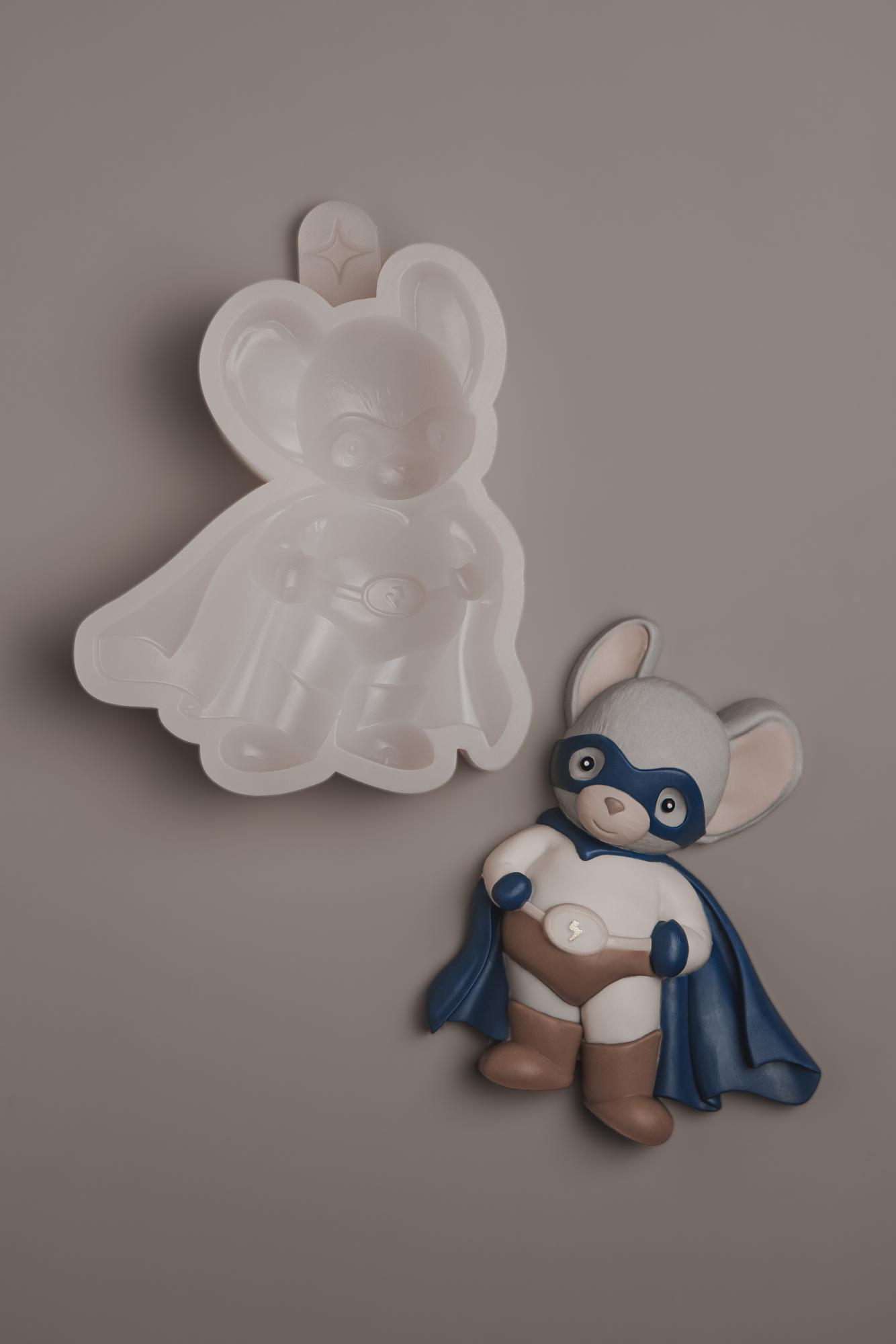 2D - Мышонок супер-герой