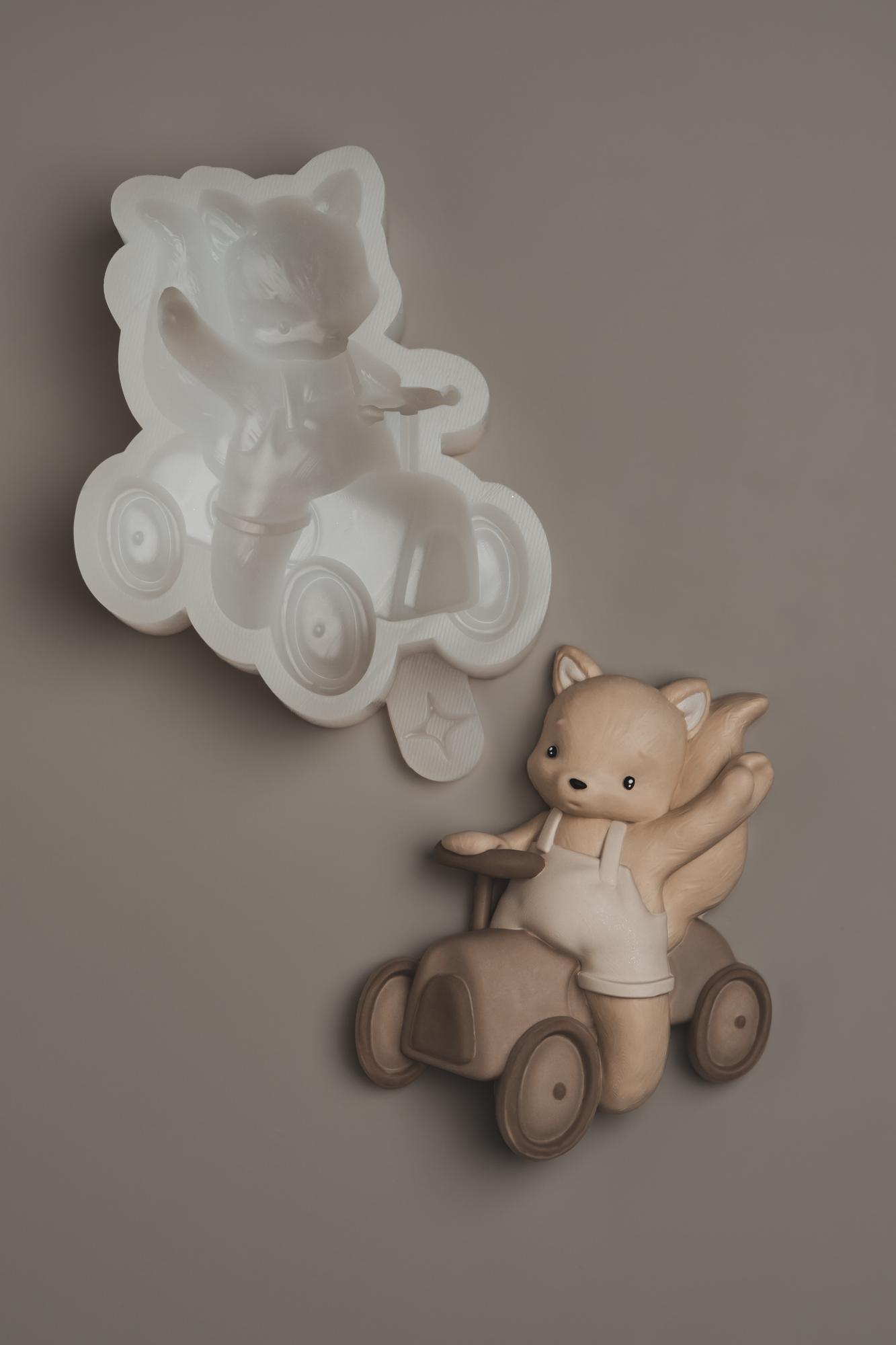 2D - Лисёнок на машинке