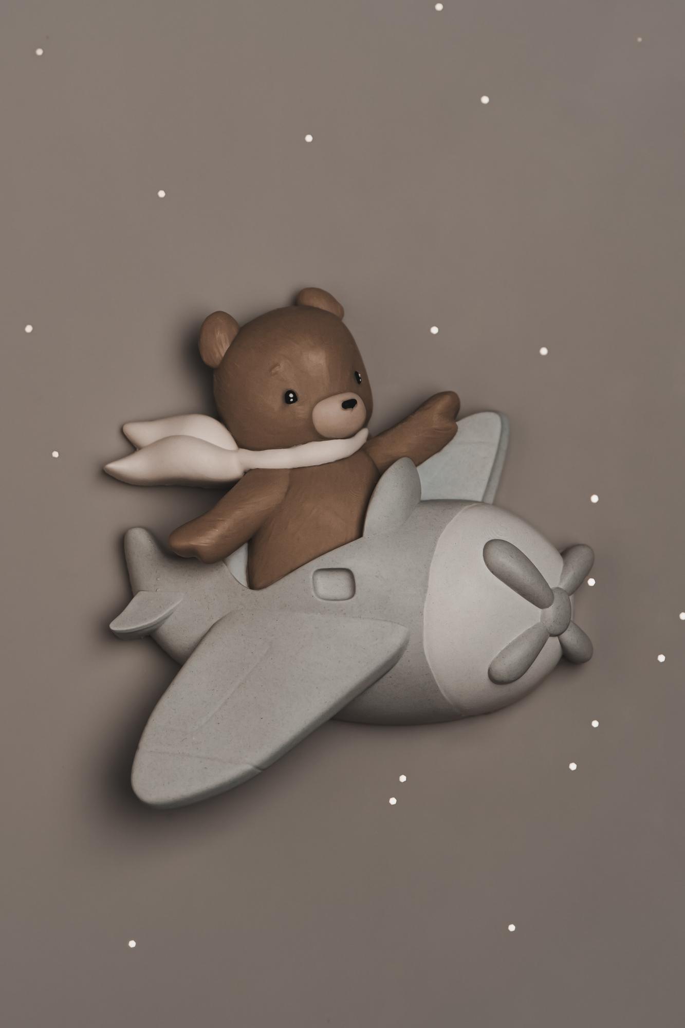 2D - Медвежонок на самолёте