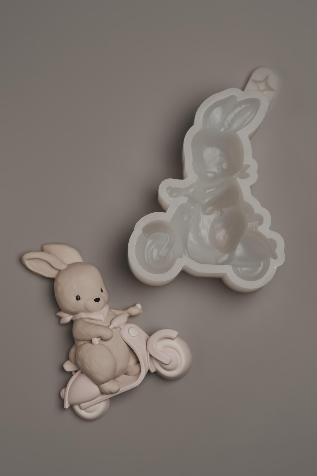 2D - Зайка на мопеде