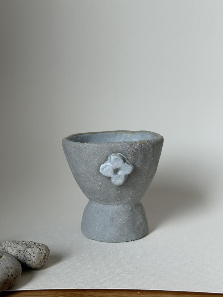 пиала голубая с кроликом и цветочком