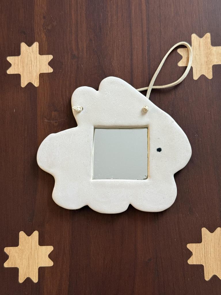 зеркальце кролик раз