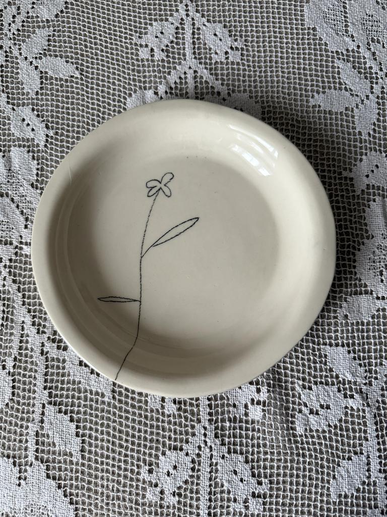 тарелка с цветочком глубокая