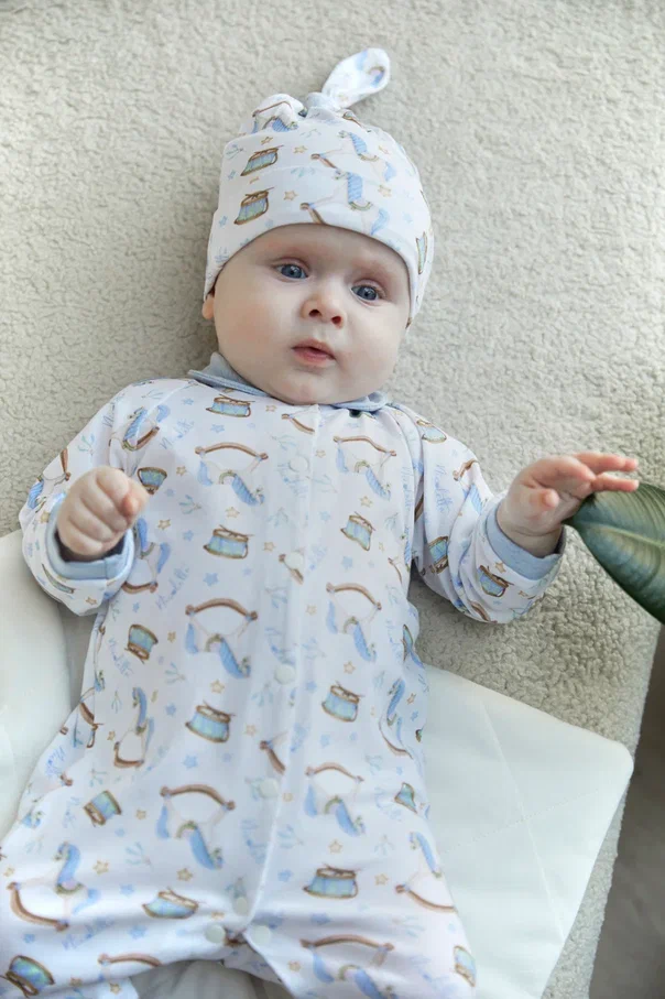 Шапочка-гномик «Лошадки»