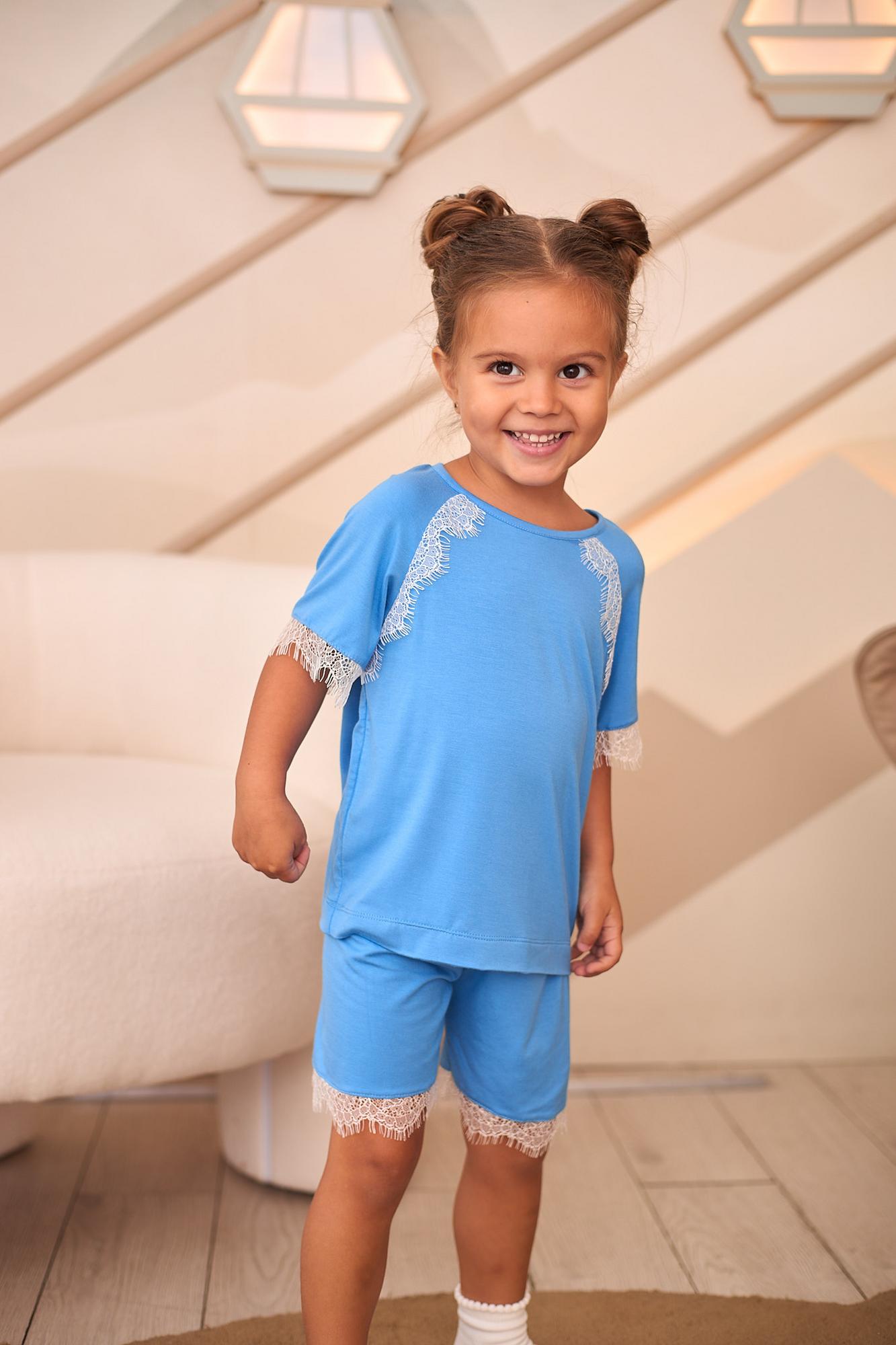 Пижама из бамбука с молочным кружевом (шорты и футболка), голубая