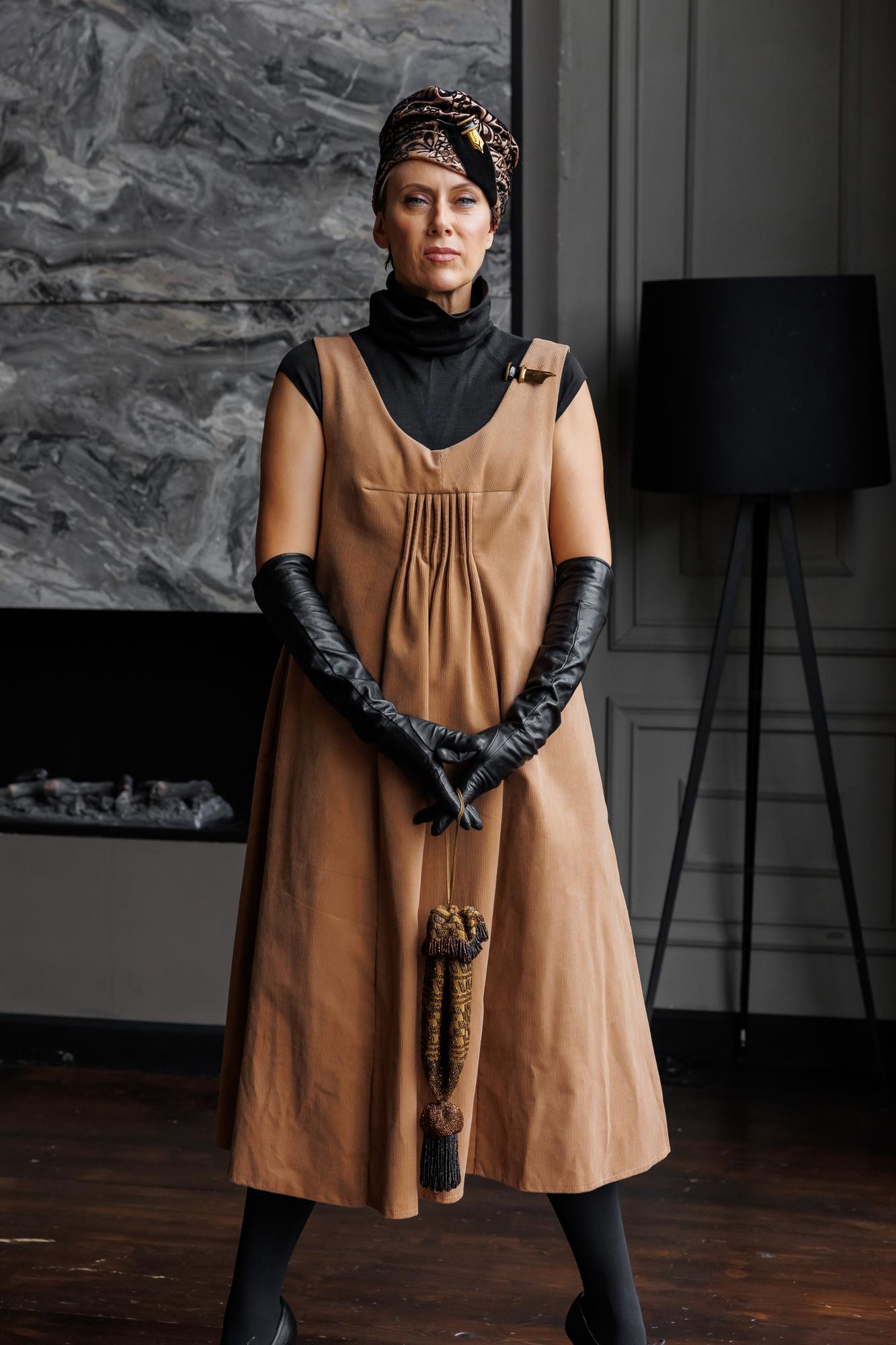 Сарафан по мотивам картины Дюрера бежевый