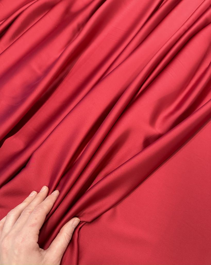 Атлас красный дабл-фейс