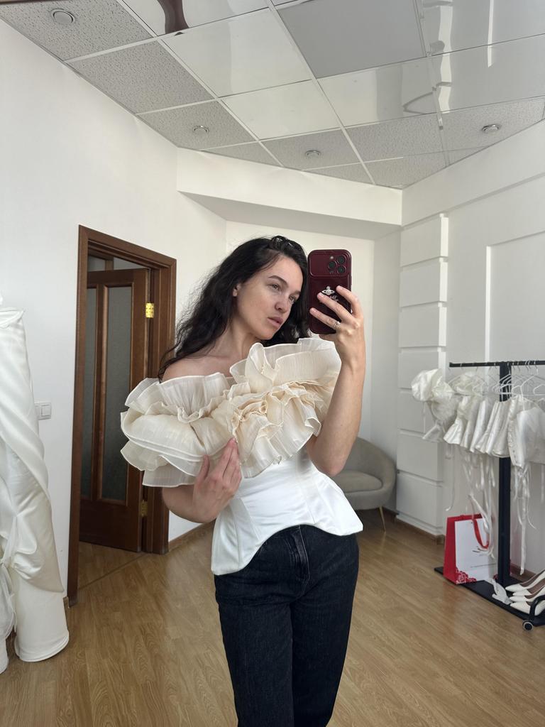 Корсет вивьен со съемной драпировкой молочный