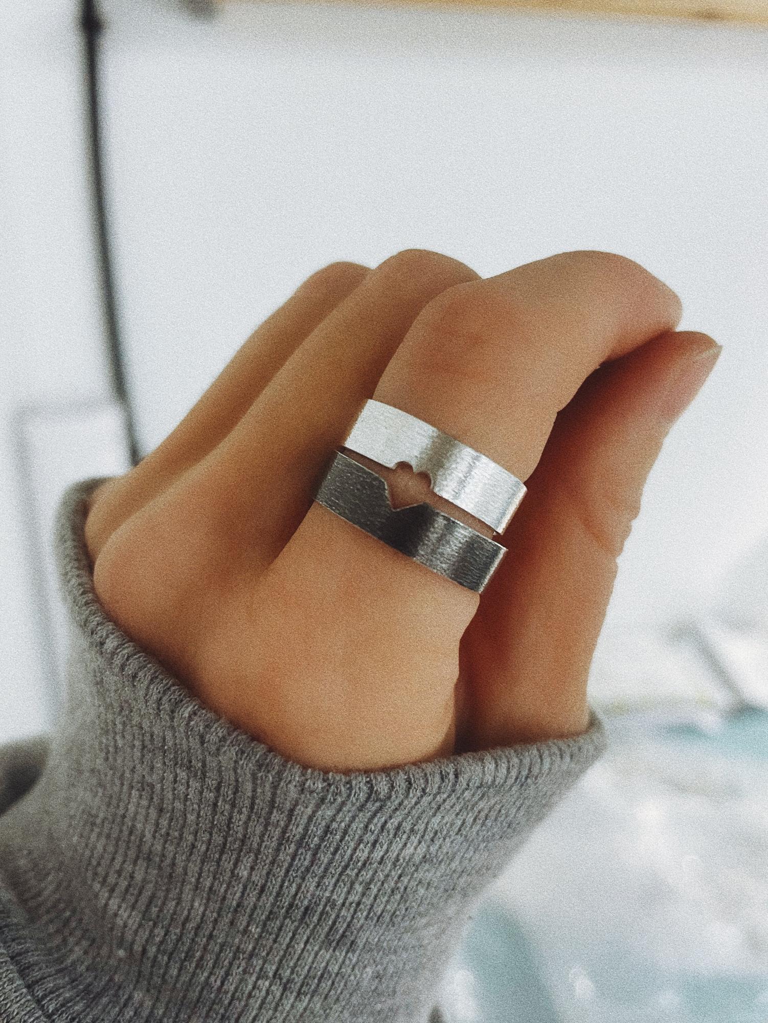 ПАРНЫЕ КОЛЬЦА С ВЫРЕЗОМ