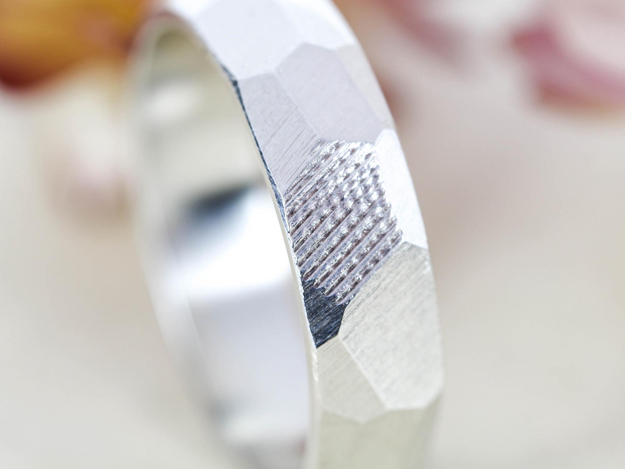 КОЛЬЦО ГРАНИ M, светлое