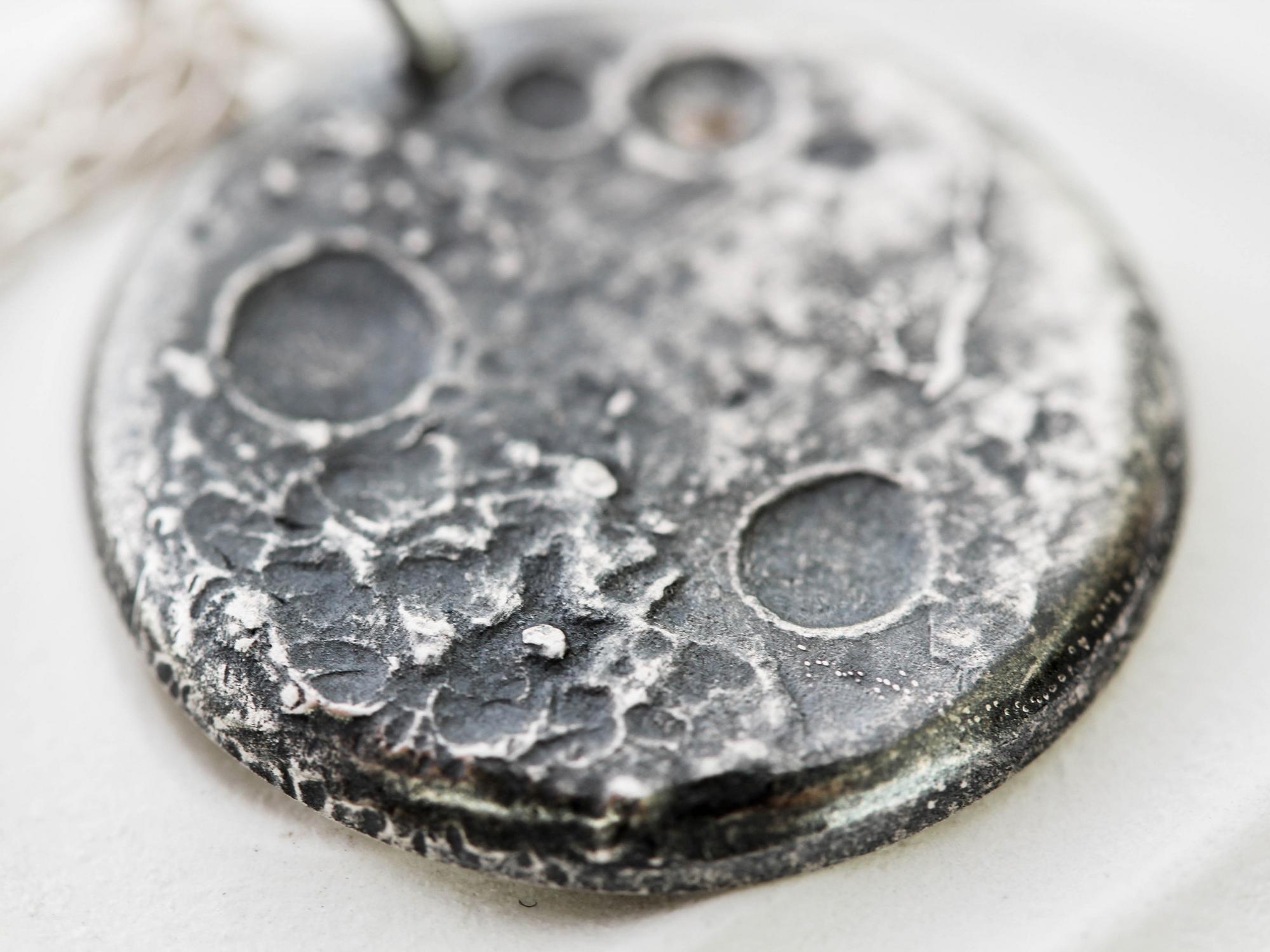 ПОДВЕСКА ЛУНА