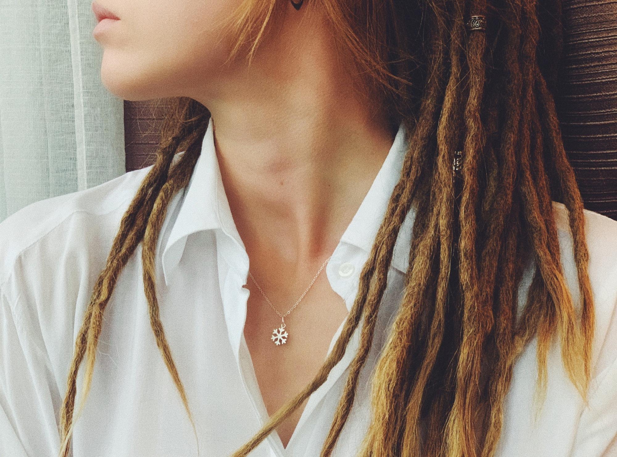 ПОДВЕСКА СНЕЖИНКА