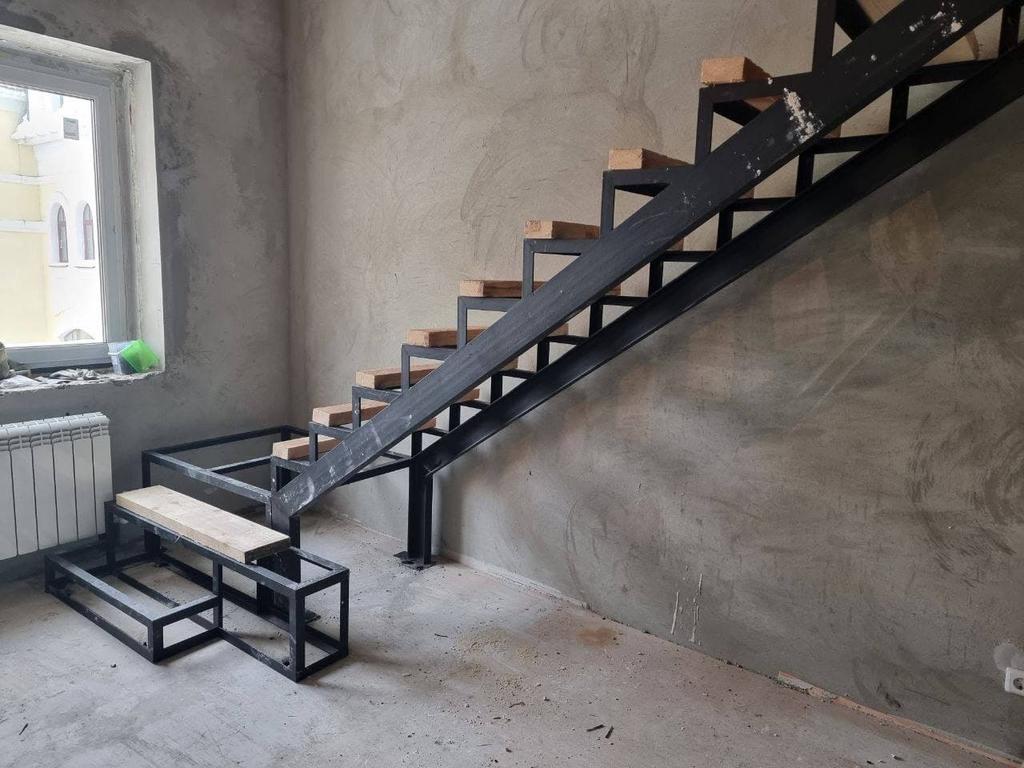 КАРКАС ЛЕСТНИЦЫ КЛ-07