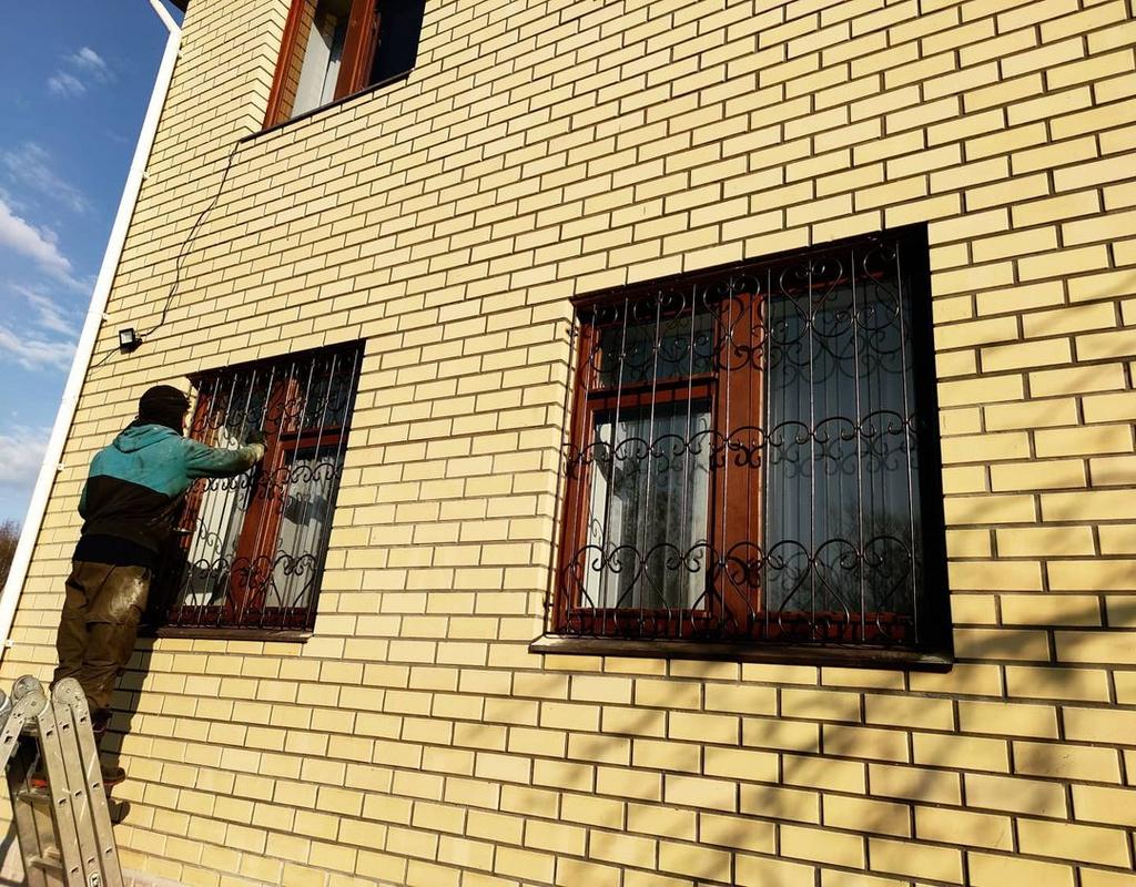 РЕШЕТКА НА ОКНО Р-10