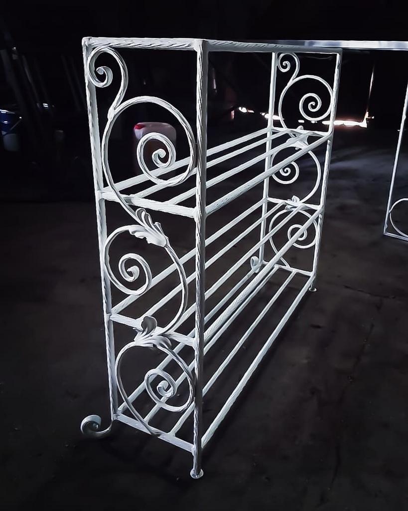 ОБУВНИЦА О-1