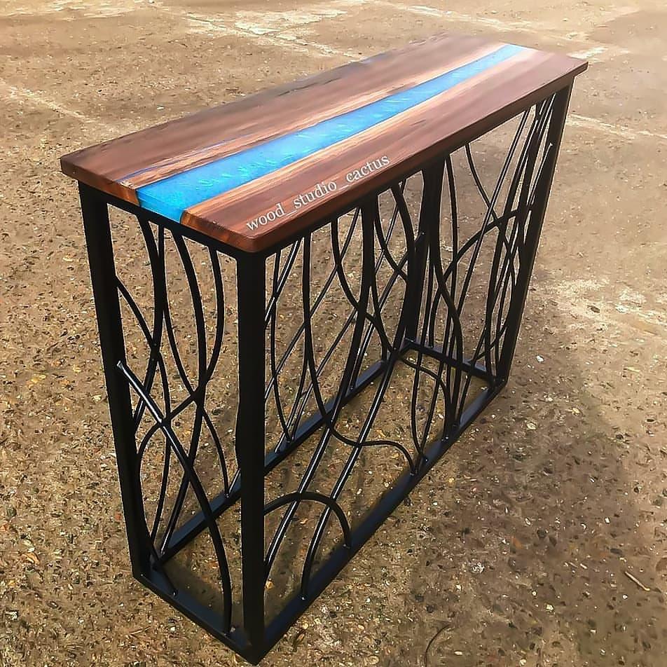 ПОДСТОЛЬЕ МЕТАЛЛИЧЕСКОЕ