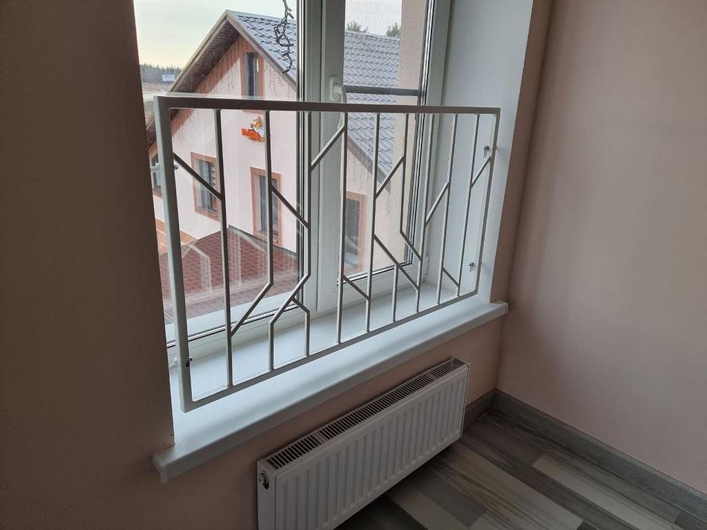 РЕШЕТКА НА ОКНО Р-15