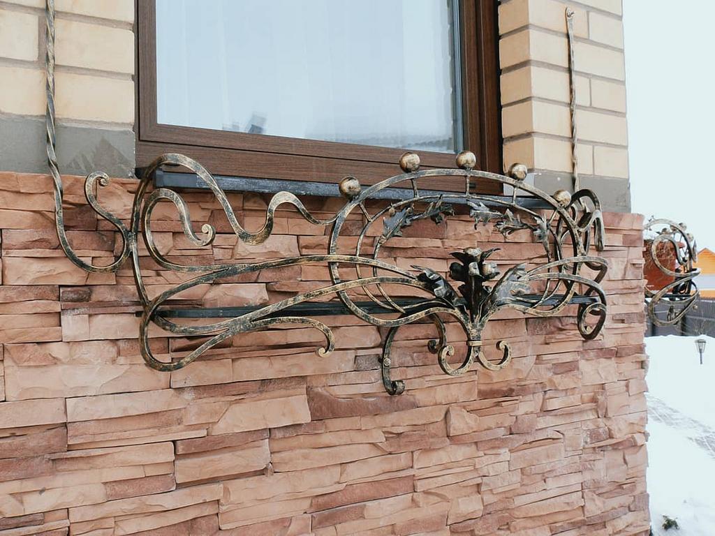 БАЛКОН ПОД ЦВЕТЫ Б-10