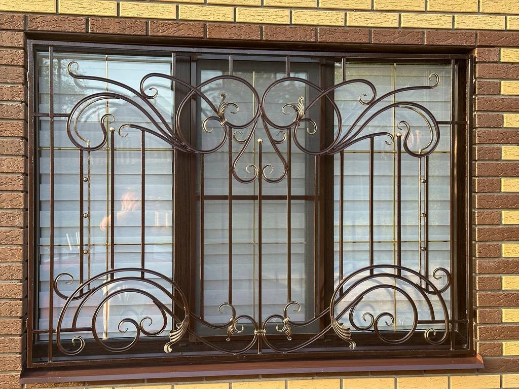 РЕШЕТКА НА ОКНО Р-16