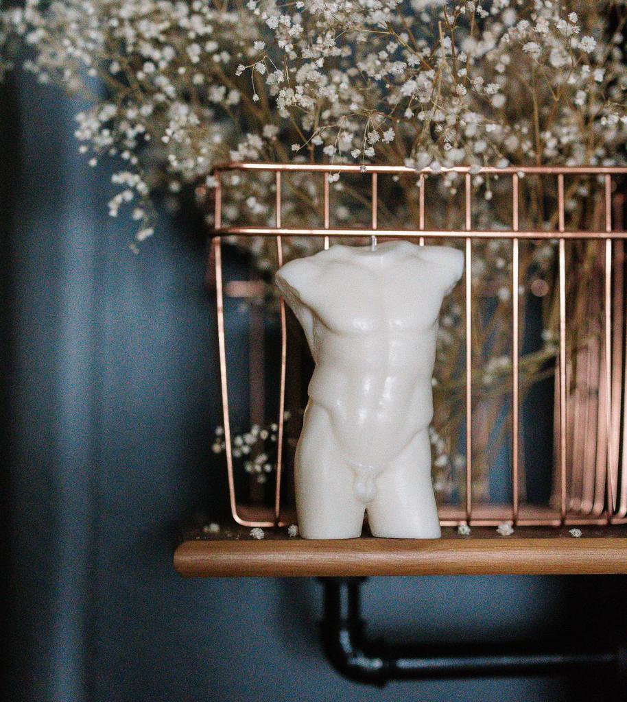 Свеча мужской торс APOLLO