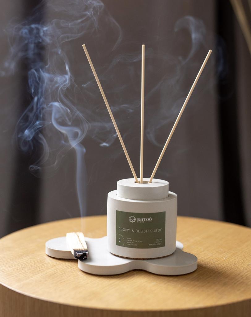 Комплект диффузор 100 мл и подставка для украшений в цвете CREM STONE