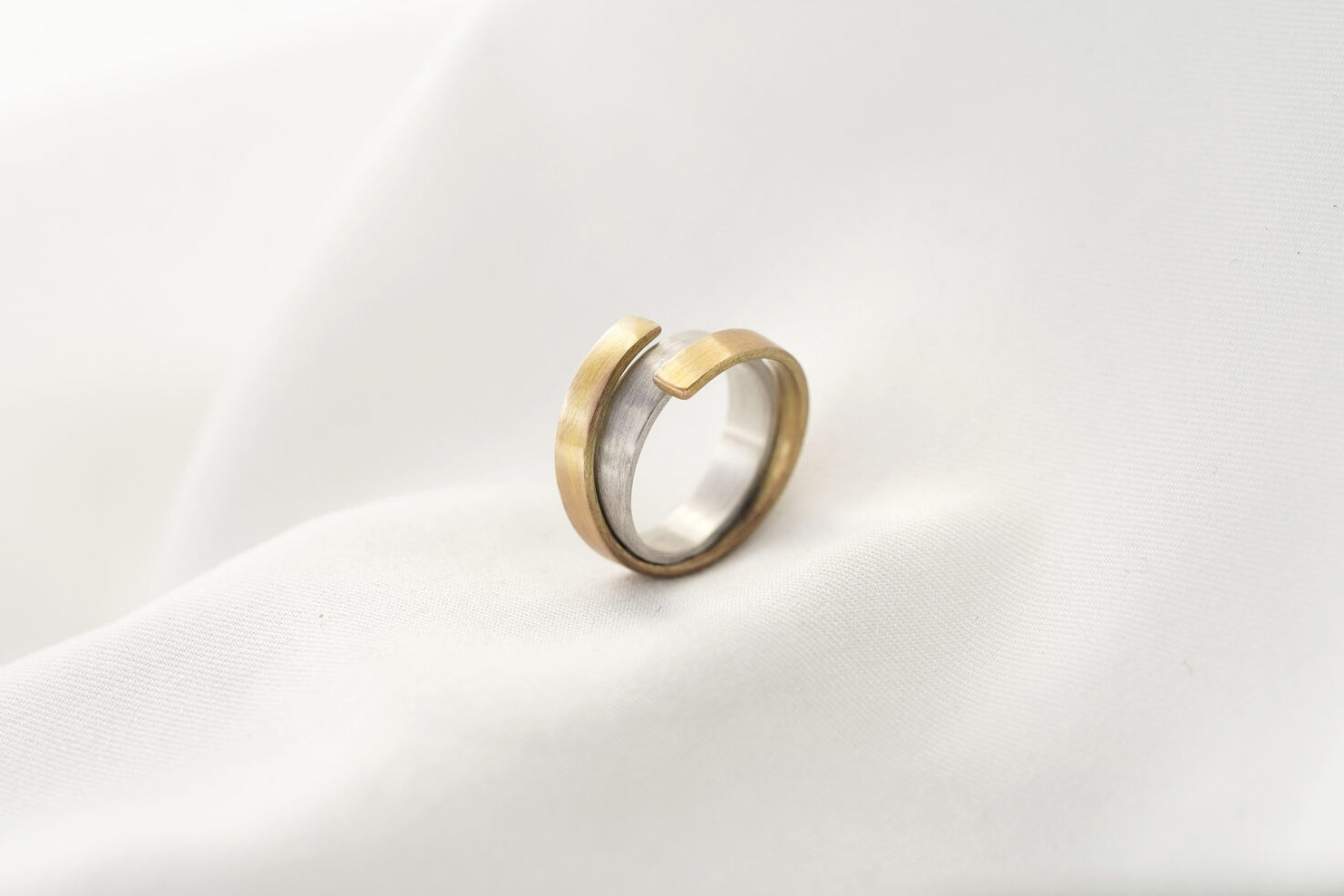 Кольцо Сторге