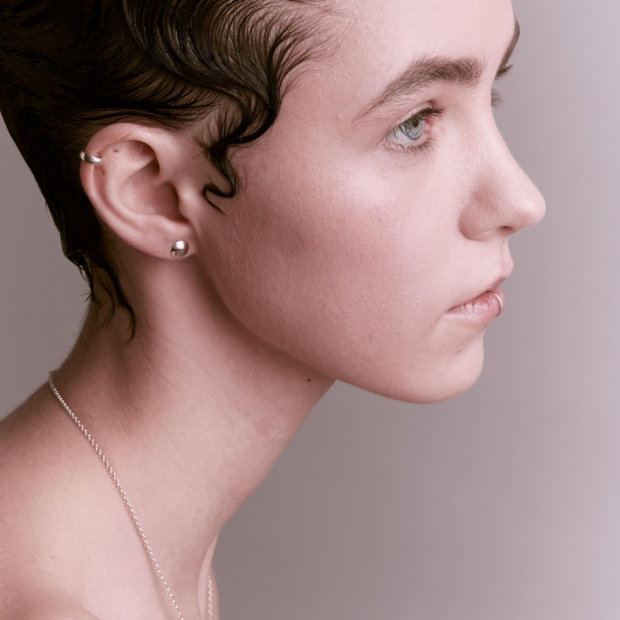 Серьги гвоздики Lente