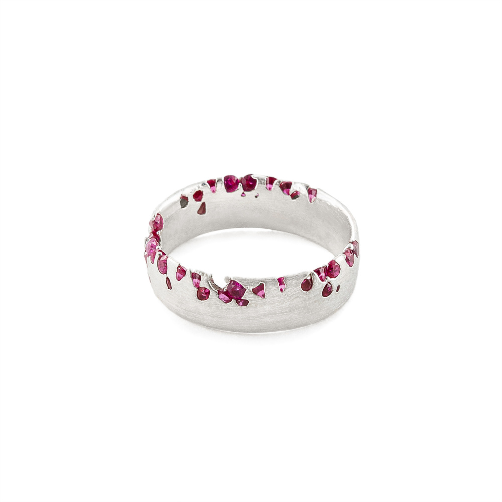 Кольцо Венец лесного короля с красными камнями