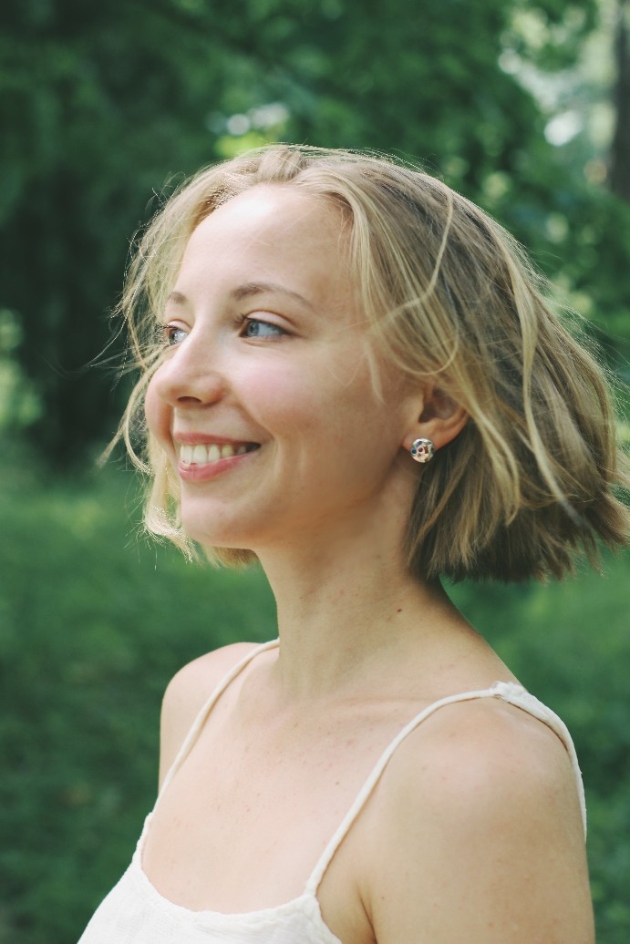 Серьги серебряные вплавленные камни "Марципан"