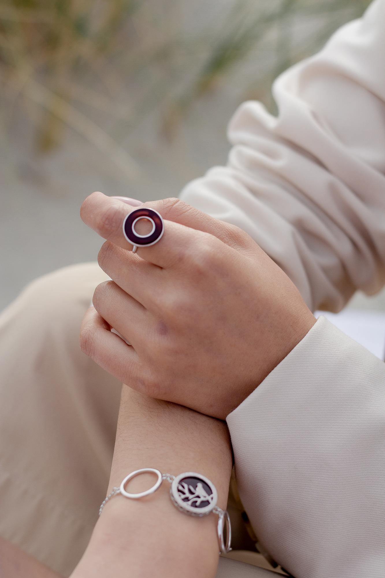 Кольцо с натуральным янтарем R9199RV