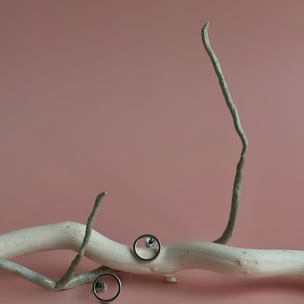 Серьги -пусеты E9319R