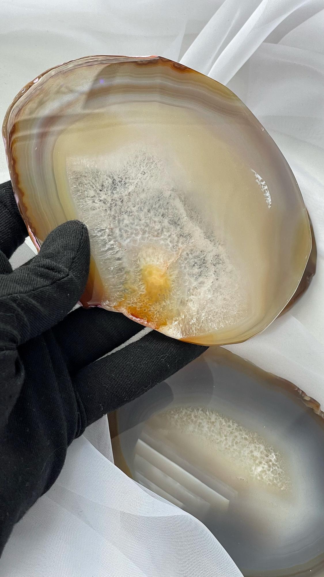 Срез агата серый