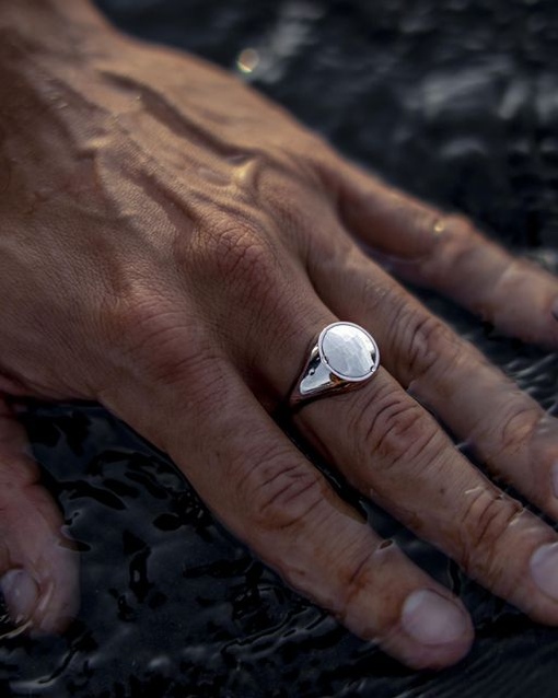 перстень каустика