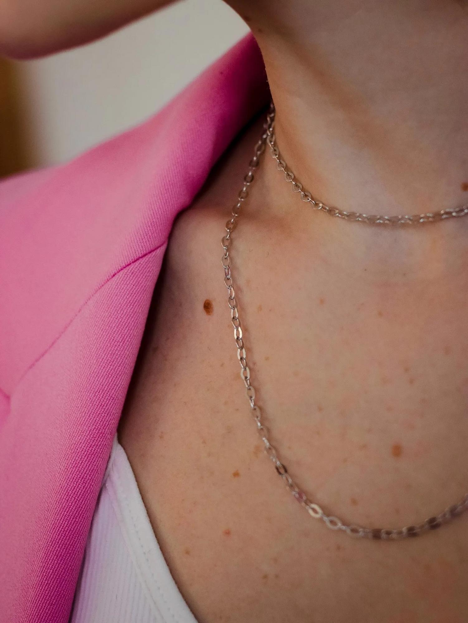 Серебряная цепочка 85см.