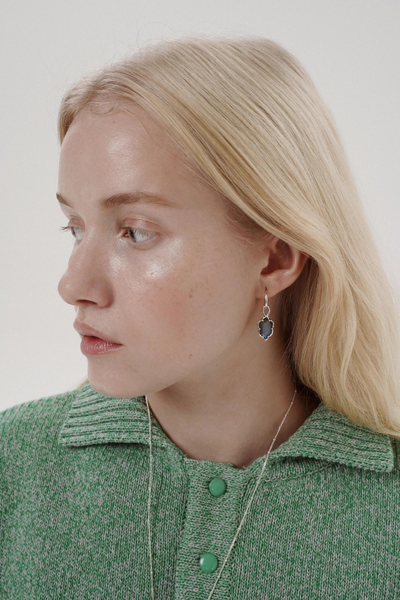 Шарм HONU с лабрадоритом