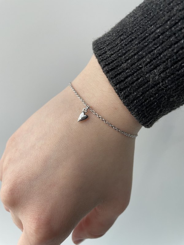 Браслет Love in 2024