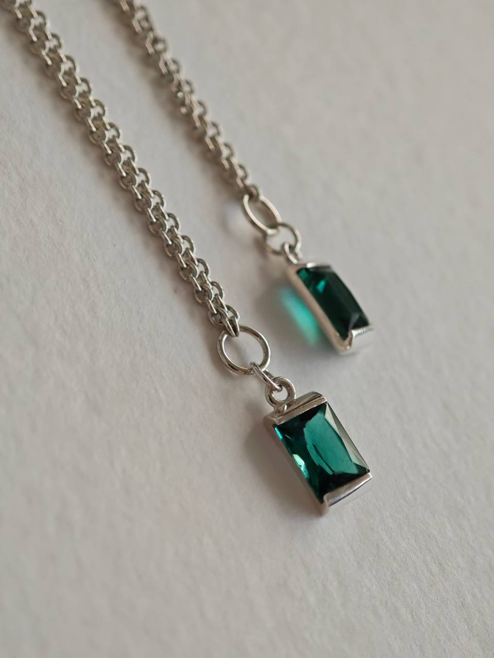 Подвеска с зеленым кварцем