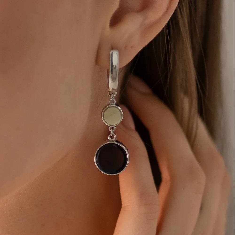 Серебряные серьги с янтарём E9002RO