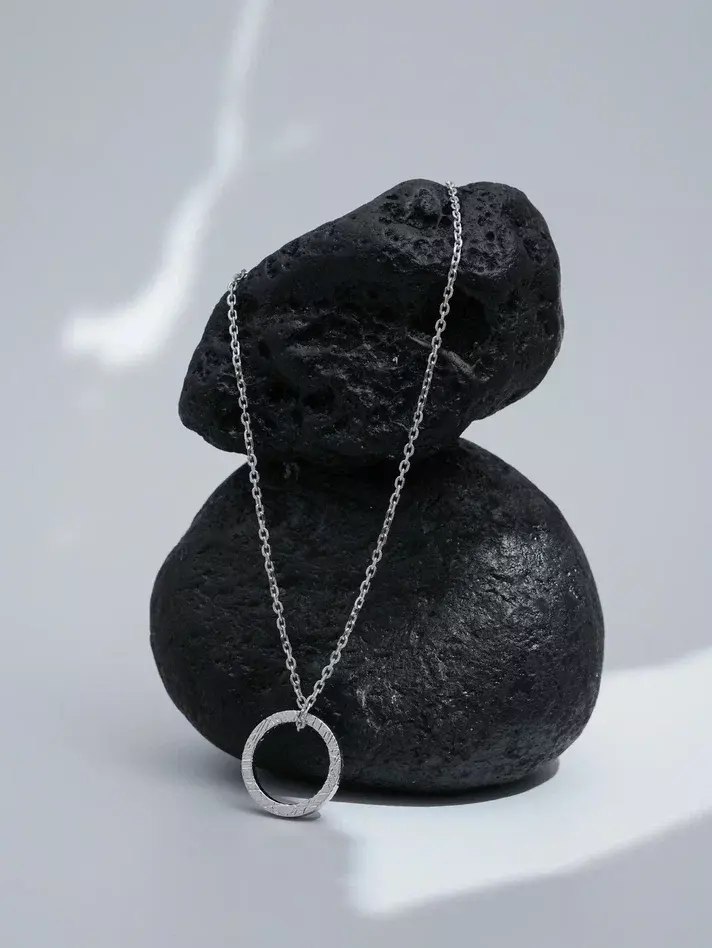 Подвеска: Круг Без Середины в родии