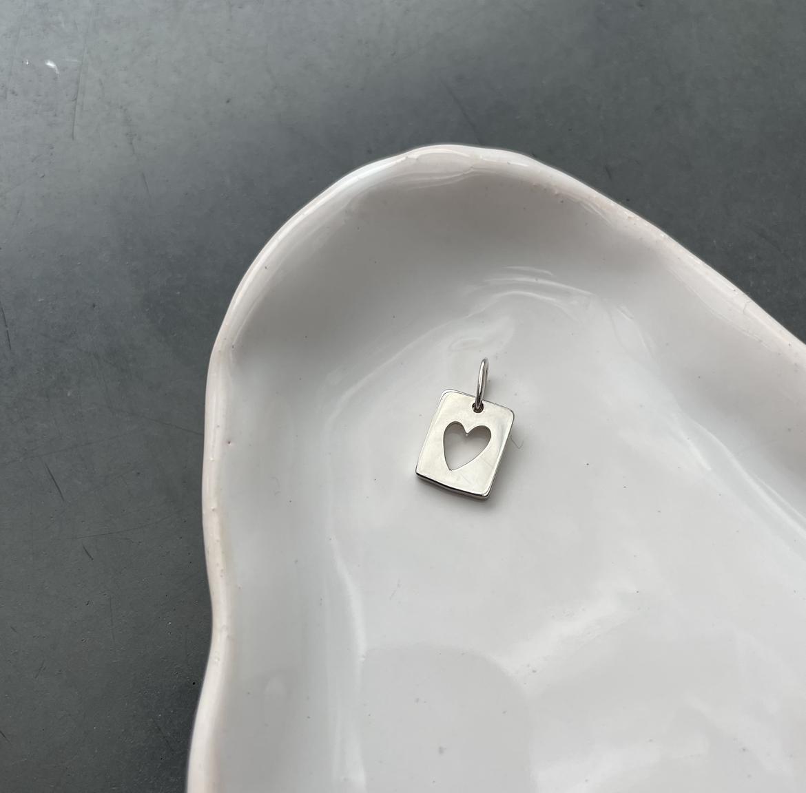 Подвес сердечко в прямоугольнике