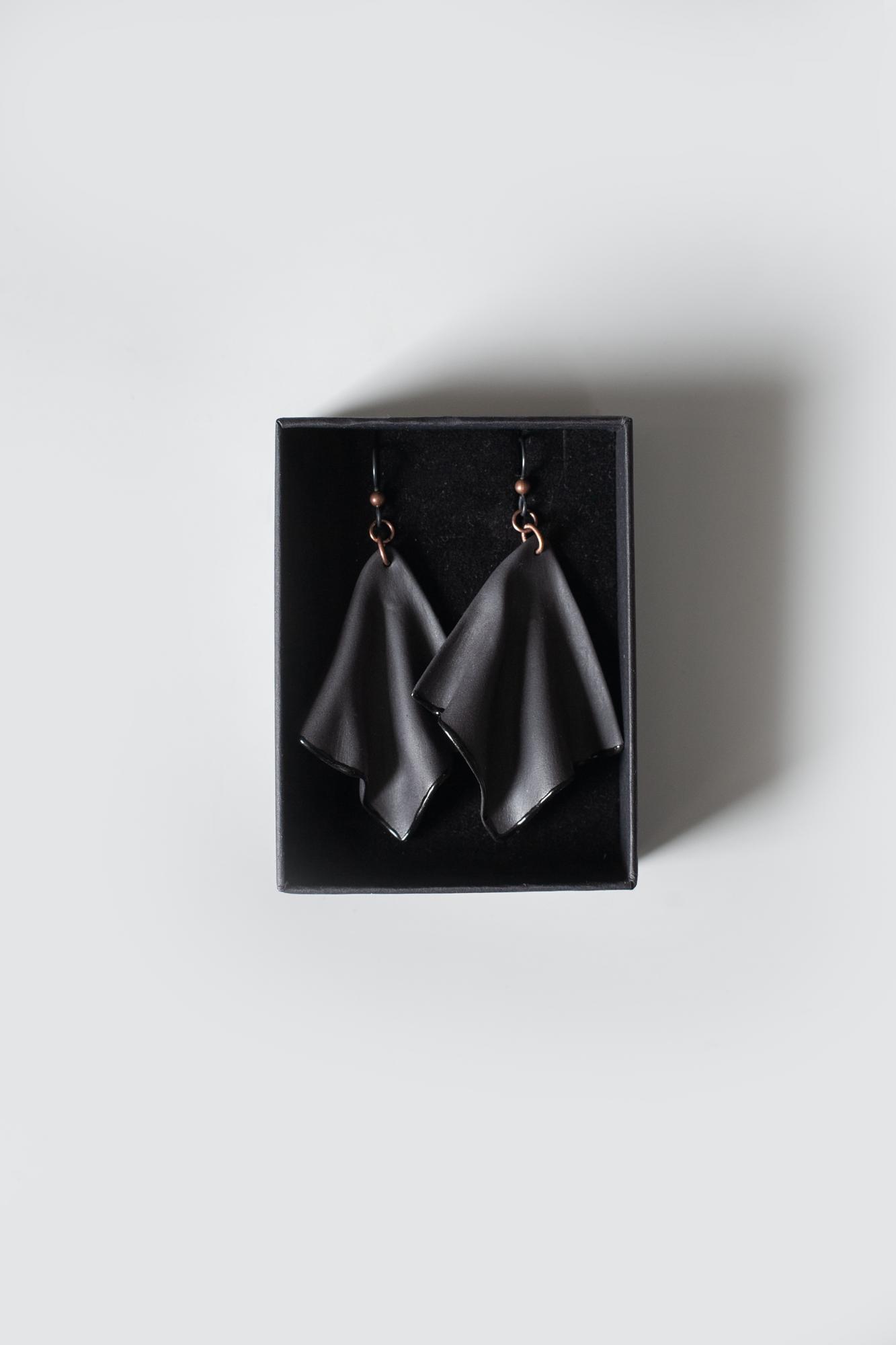 Серьги на швензах «Платочки» S-129