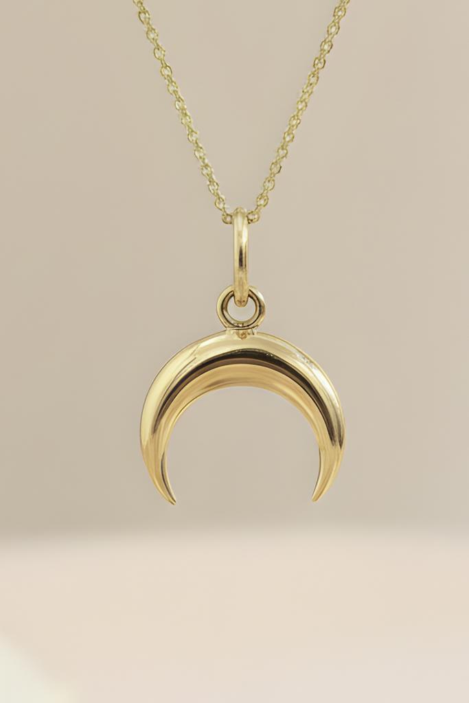 Moon pendant style 2
