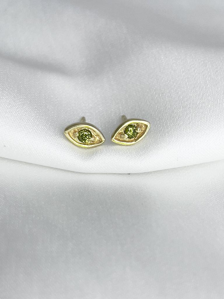 Earrings "Eyes peridot "