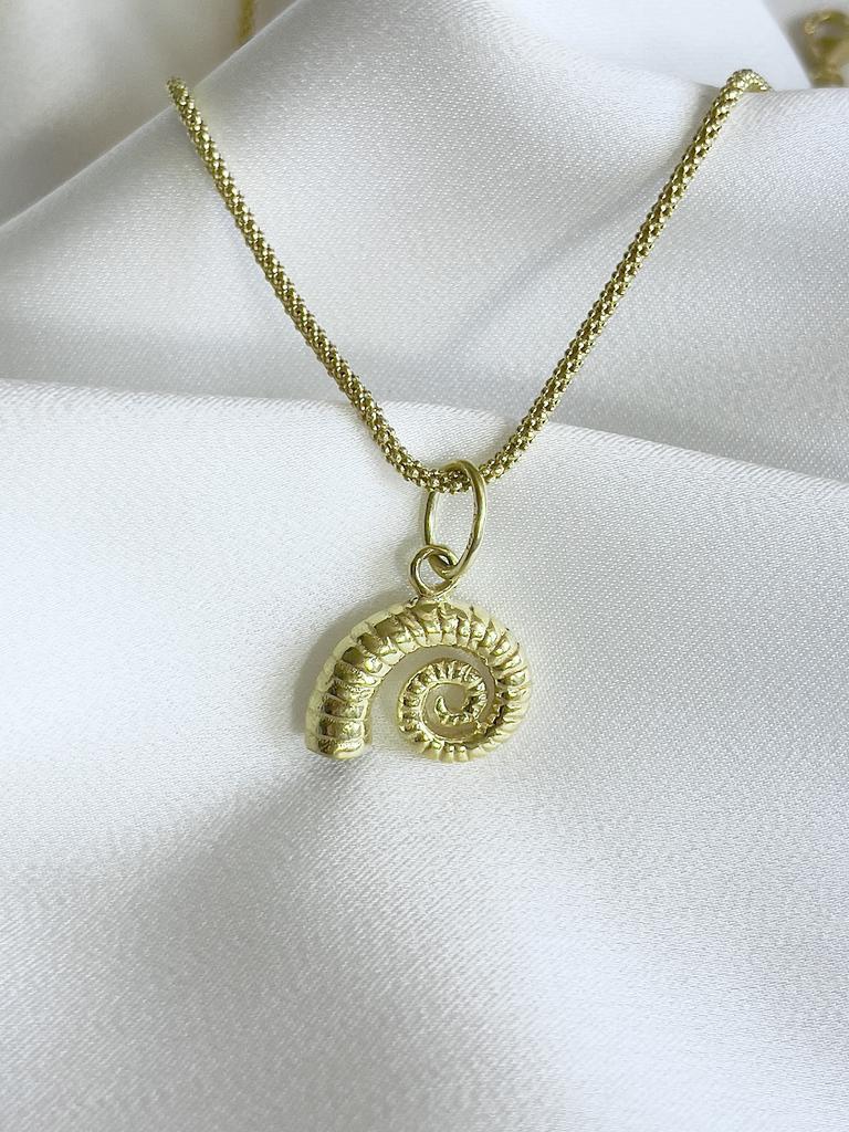 Pendant "Snail Shell"