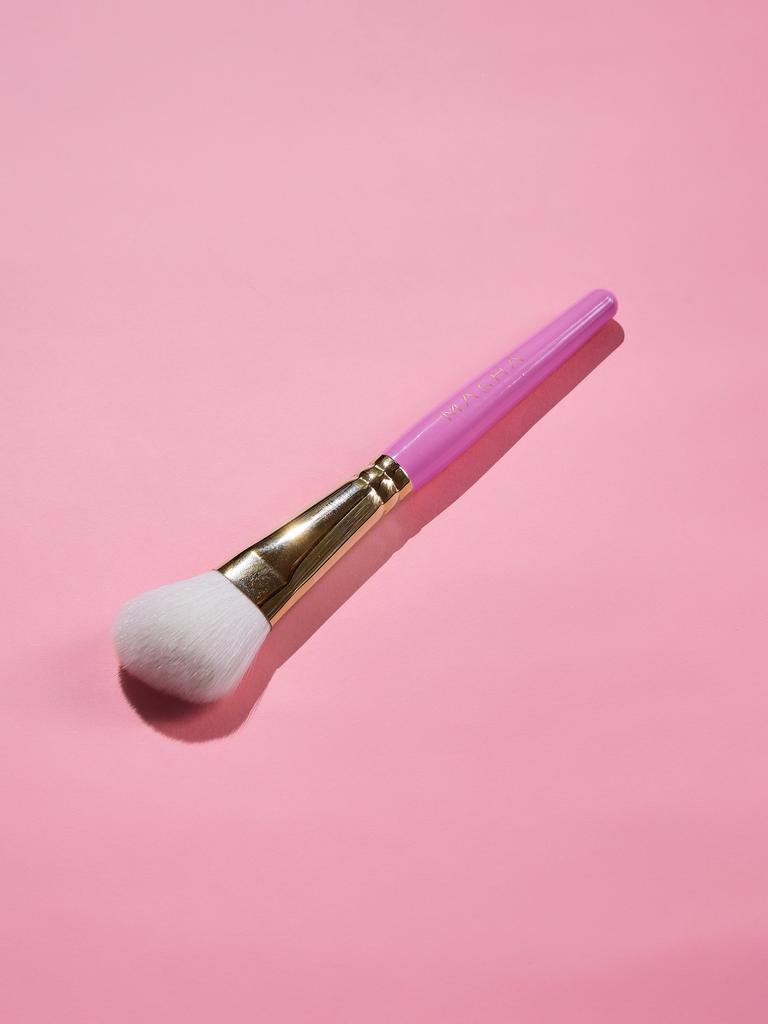 Скошенная кисть для сухой коррекции 04