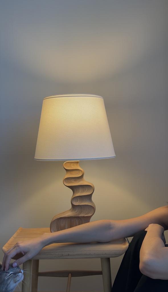 Лампа настольная