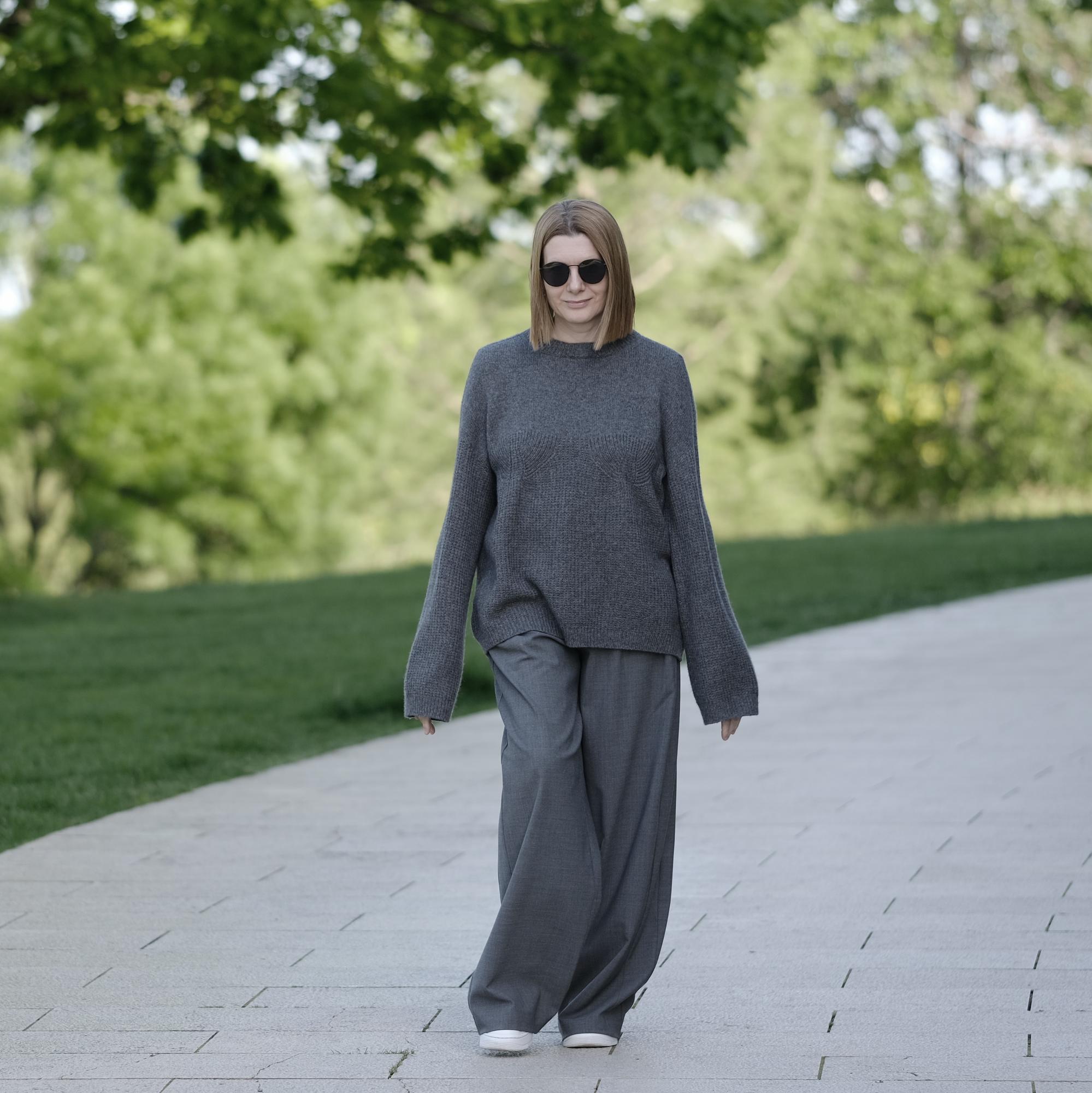 Описание SiSiL' sweater